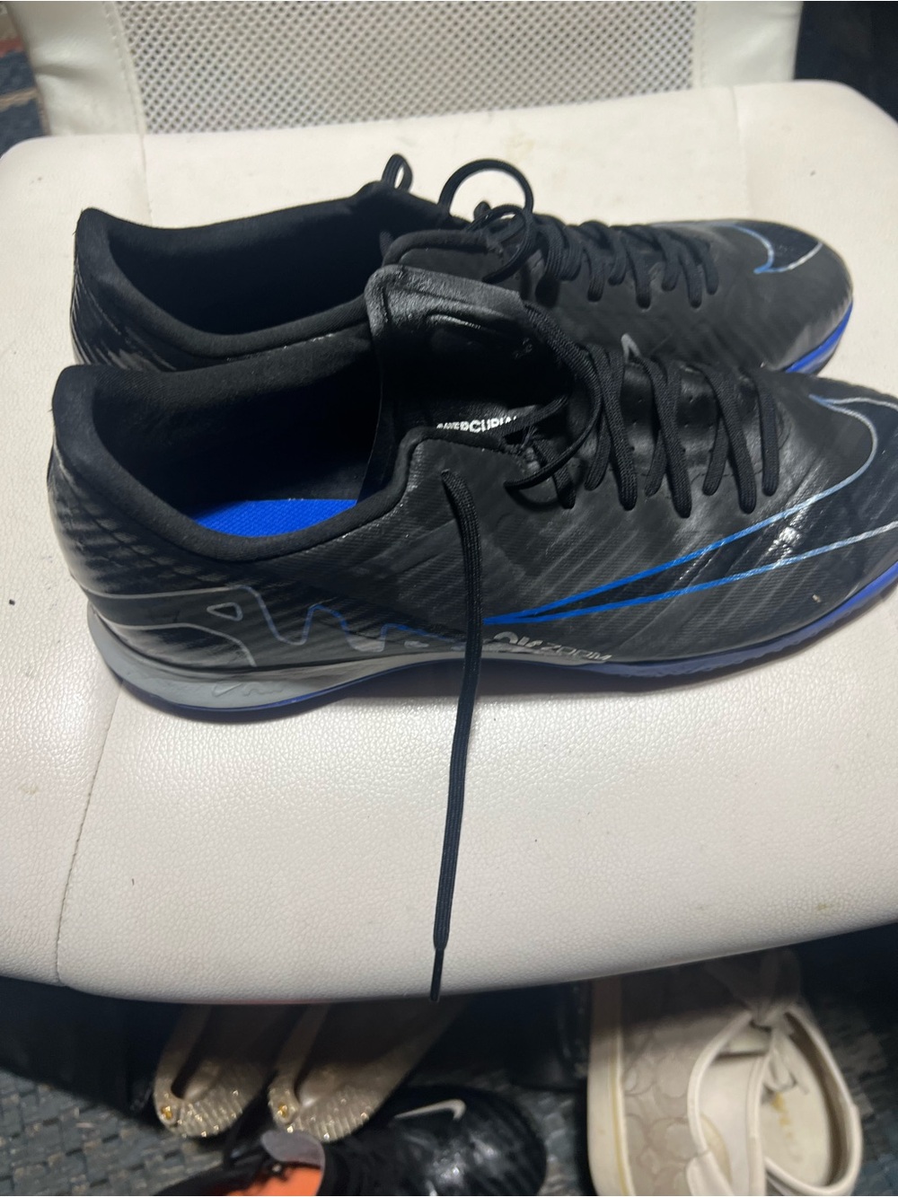 Nike Men’s Black with Blue Trim Indoor Soccer Sneakers